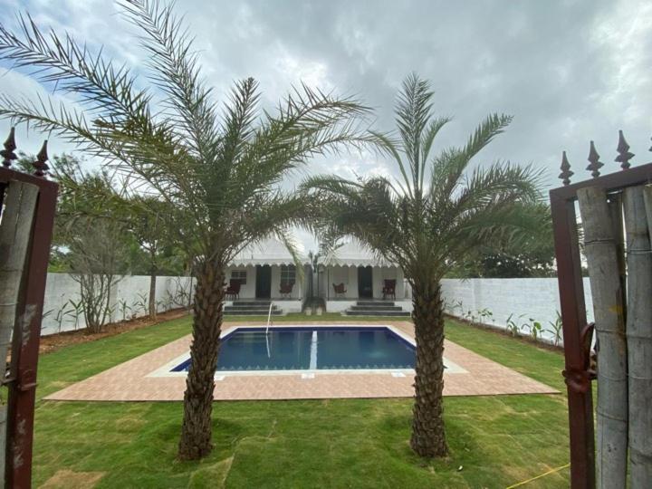 16 Bedouin Hotel Hosur Exterior photo